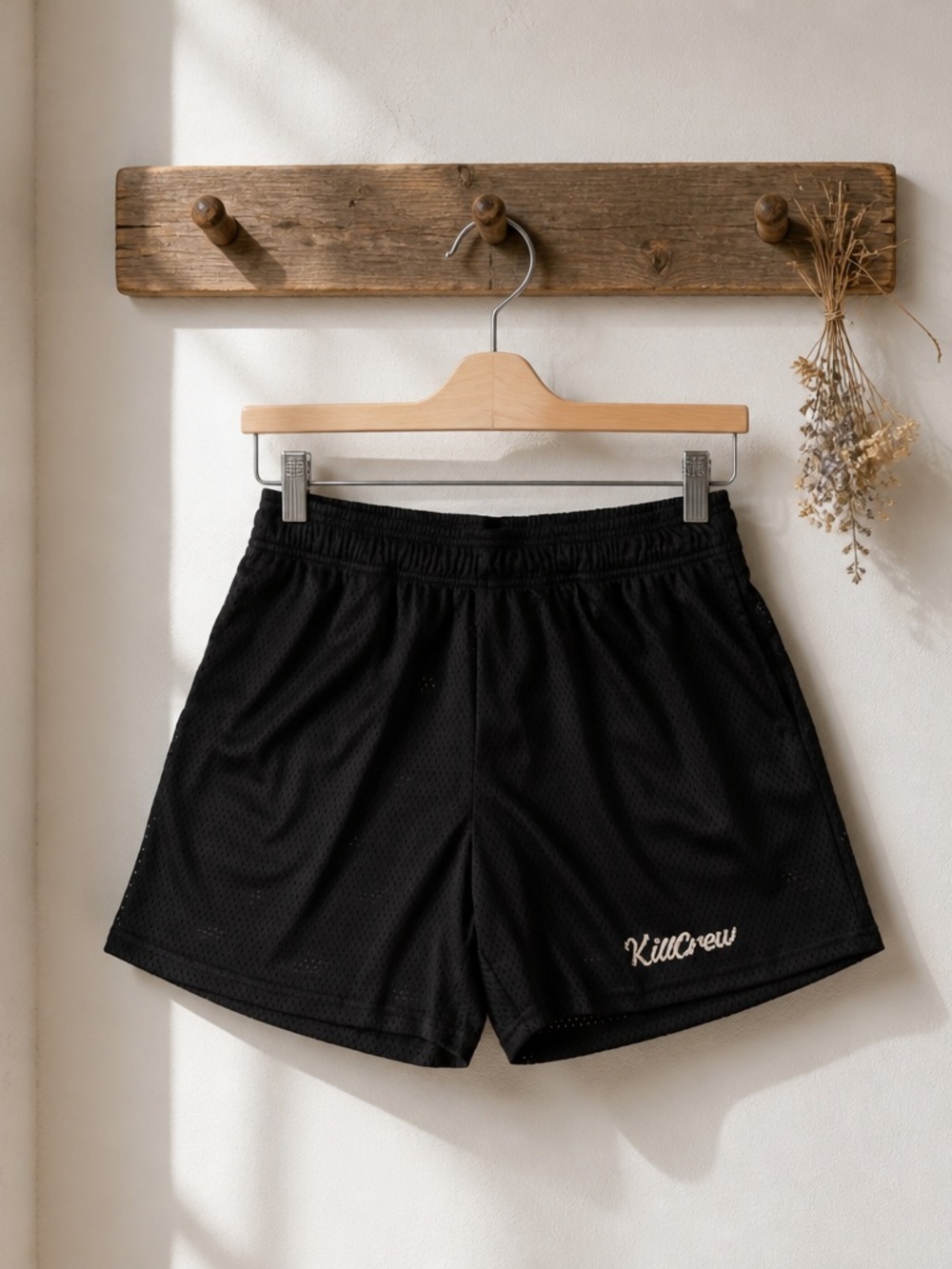 EUC Unisex KILL CREW Vented Mesh Script Black Athletic Pocket Shorts - Size S